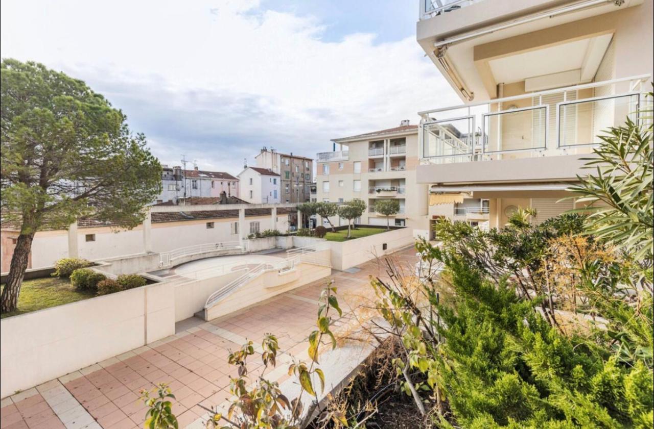 발로리스 Port Azur 아파트 외부 사진